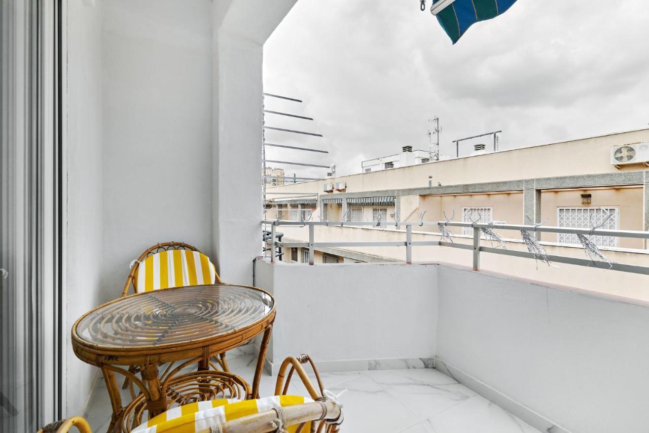 Los Locos-Dos Minutos Torrevieja Exteriér fotografie